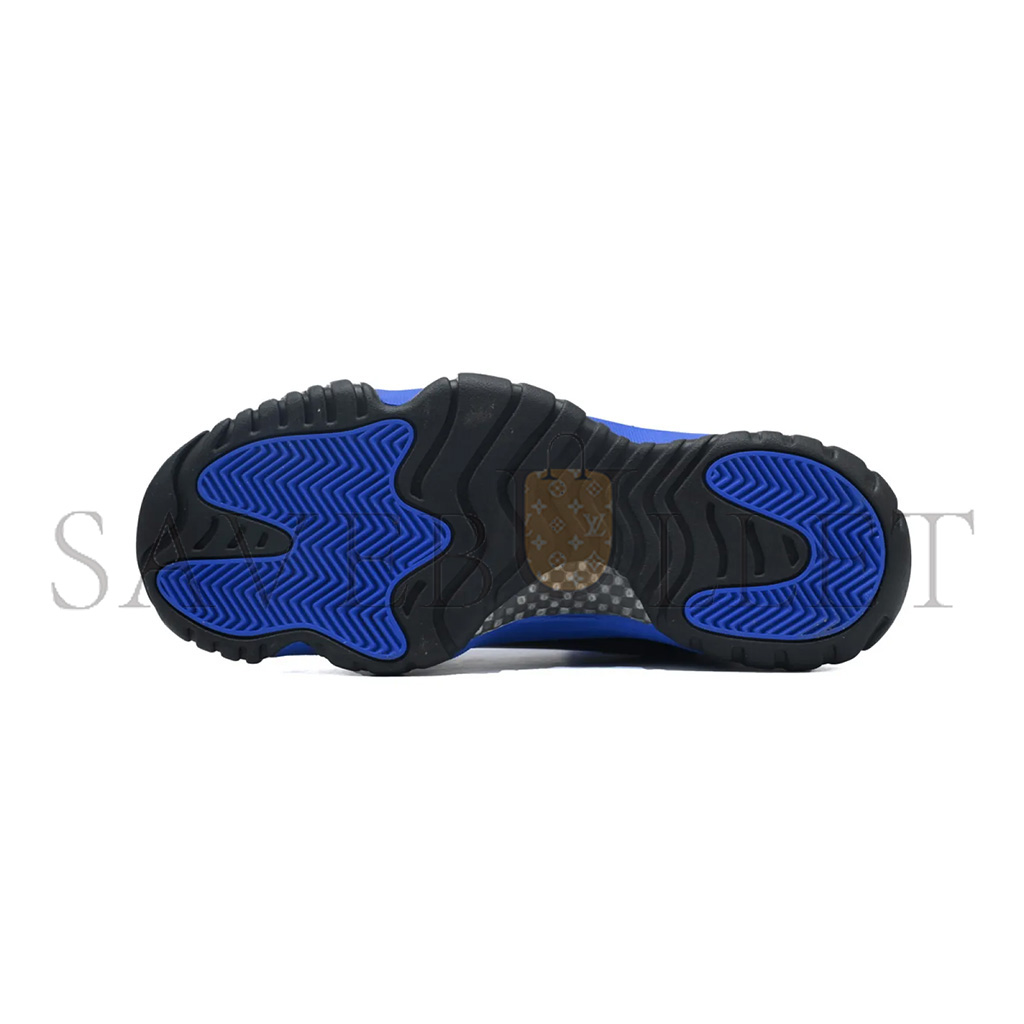 AIR JORDAN 11 CT8012-400