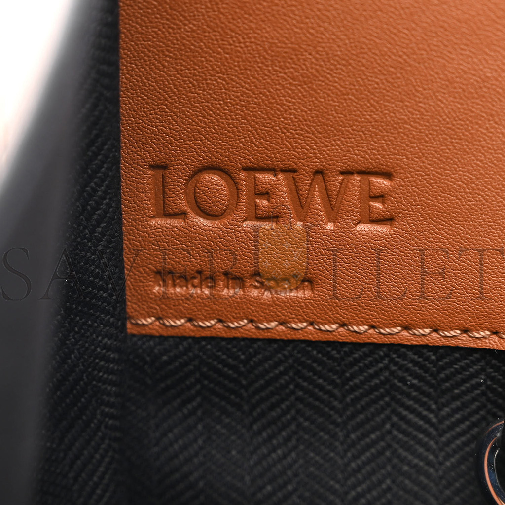 LOEWE CALFSKIN SMALL HAMMOCK SHOULDER BAG TAN (28*24*14cm)