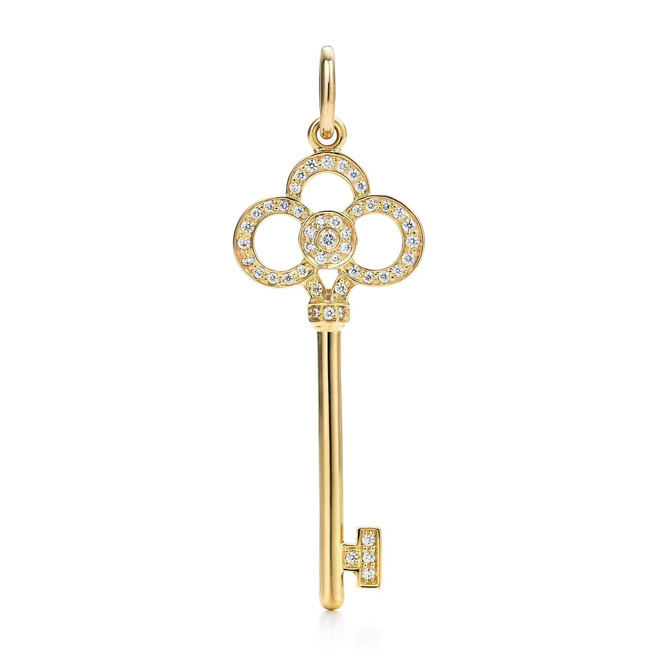 TIFFANY KEYS CROWN KEY IN YELLOW GOLD WITH DIAMONDS, 1.5